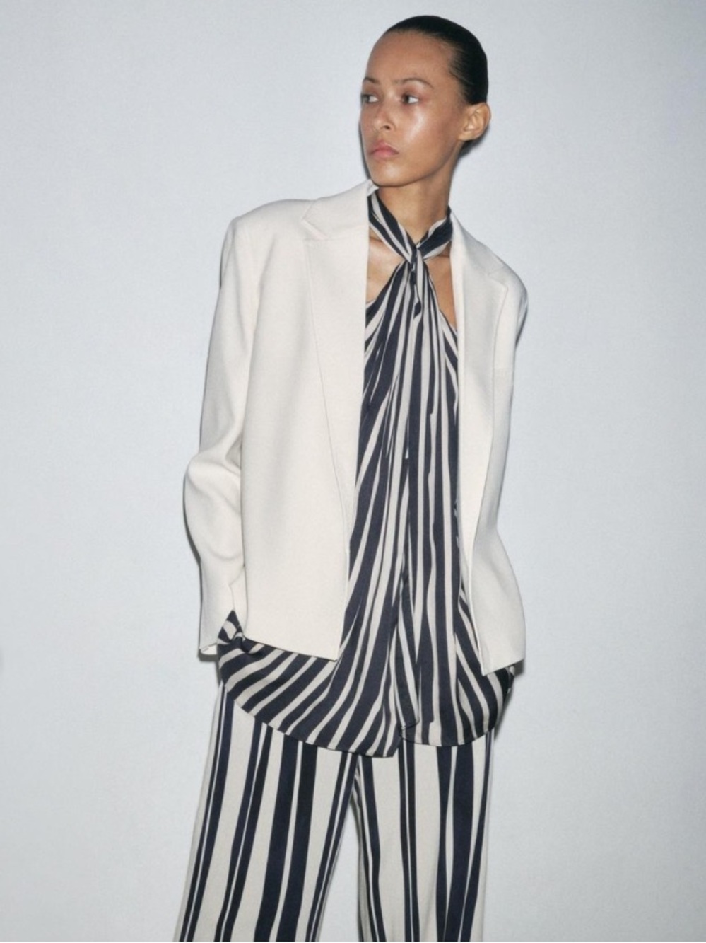 Zara Cream Notched Lapel Blazer NWT